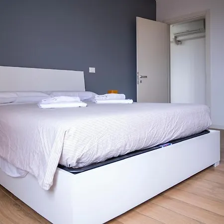 Appartamento Enzina's *