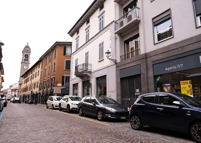 アパート Enzina's ベルガモ